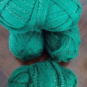 Sashay scarf yarn, Kelly green total weight 12.2oz
